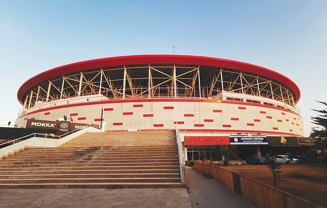 英超：利物浦4-0大胜埃弗顿